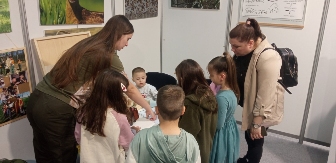 Veliki odziv najmlađih: više od 250 dece posetilo štand Komisije za lovački podmladak LSS